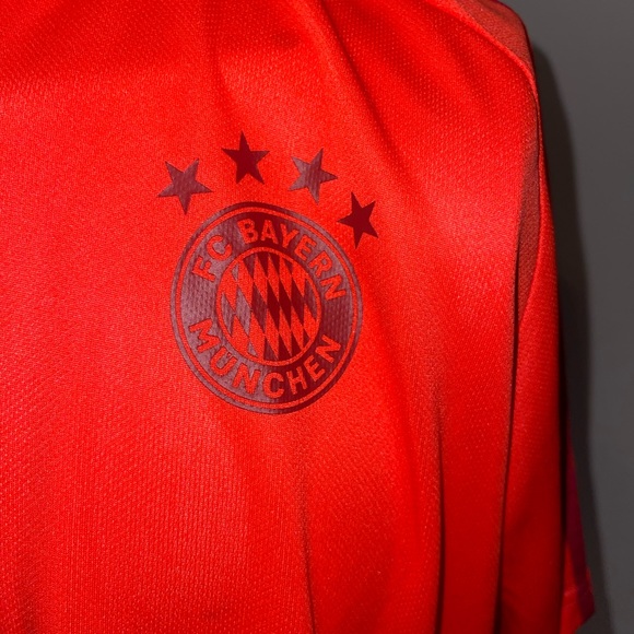 Adidas FC Bayern Munchun Casual KIT // Adult XL // Dri-Fit - Picture 3 of 5